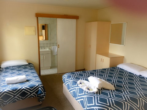 Wagga Wagga Tourist Park - Broome Tourism 1