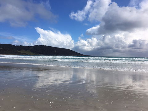 Amanzi By The Sea Flinders Island - Broome Tourism 2