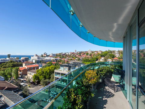Bondi Boheme - Broome Tourism 1