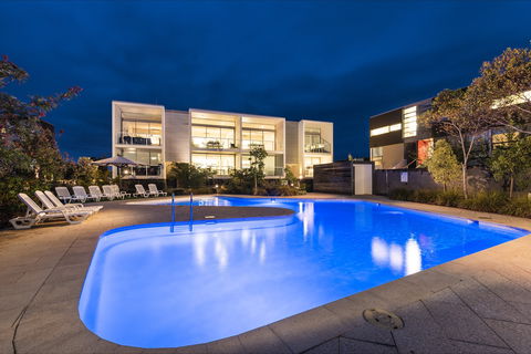 Coast Resort Merimbula - Broome Tourism 0