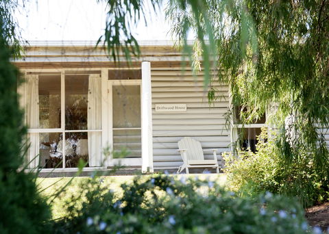 Driftwood House - Robe Retreats - Broome Tourism 0