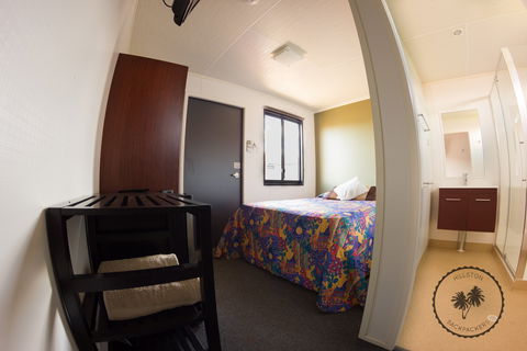 Hillston Backpackers - Broome Tourism 0