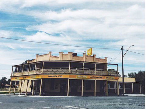Holbrook Hotel - Broome Tourism 0