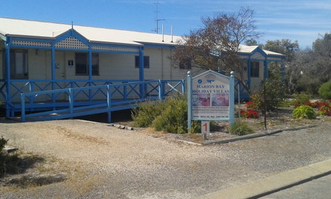 Marion Bay Holiday Villas - Broome Tourism 1