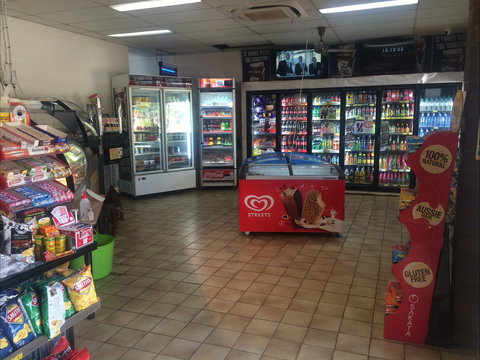 Mataranka Roadhouse And Cabins - Broome Tourism 1