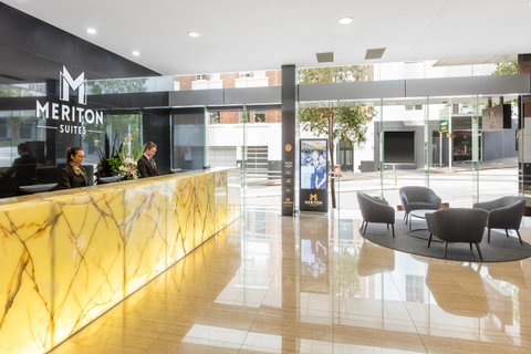 Meriton Suites Adelaide Street, Brisbane - Broome Tourism 1