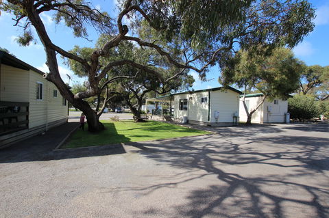 Minlaton Caravan Park - Broome Tourism 2
