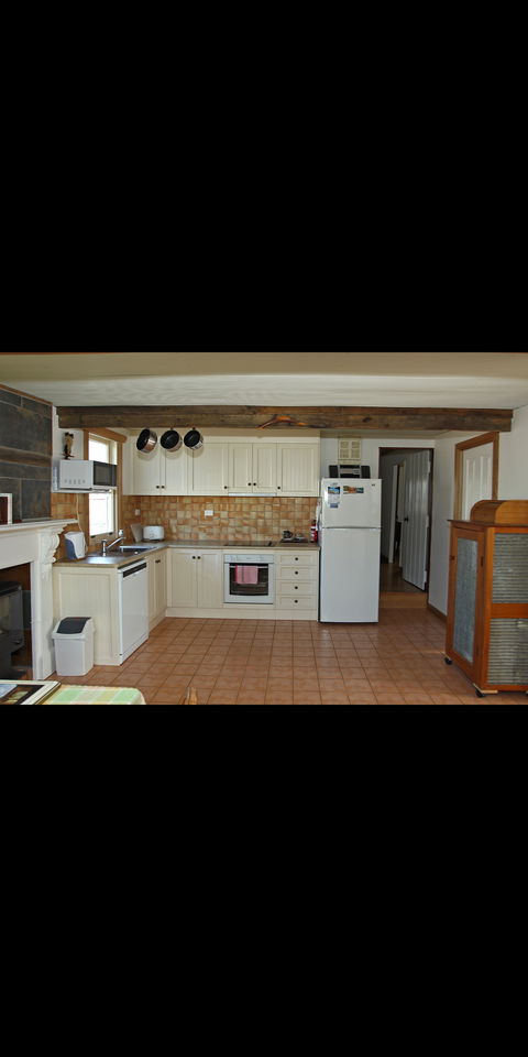Stable Cottage - Broome Tourism 2