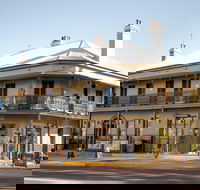 The Family Hotel Maitland - Broome Tourism