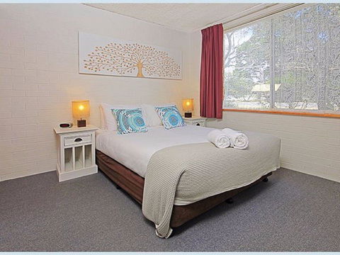 The Lodge Broulee - Broome Tourism 0