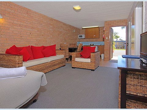 The Lodge Broulee - Broome Tourism 2