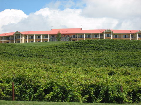 Turners Vineyard Motel - Broome Tourism 0