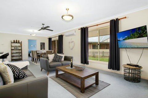 Valley View - Broome Tourism 1