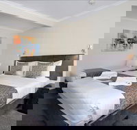 Victor Harbor City Inn - Broome Tourism