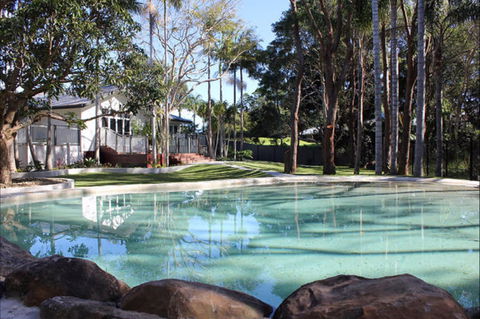 Away On Belongil Fields - Broome Tourism 0