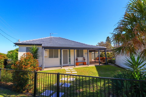 Beachside Cottage At Blacksmiths - Broome Tourism 0