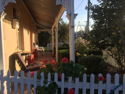 Bellamona - Cosy Georgian Cottage - Broome Tourism 1