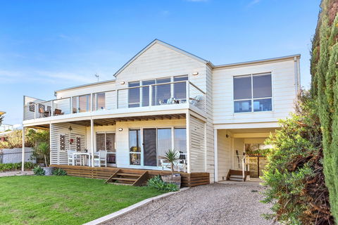 Breezes - Underwood Avenue Goolwa Beach - Broome Tourism 0