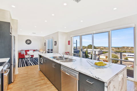 Breezes - Underwood Avenue Goolwa Beach - Broome Tourism 2