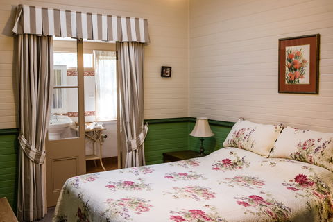 Capers Cottage - Broome Tourism 1