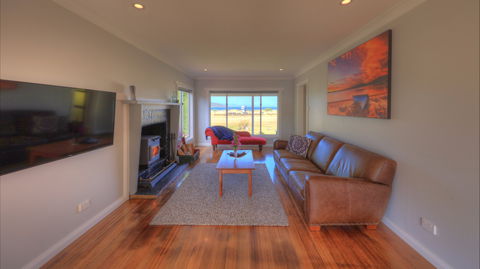 Castaway Cottage - Broome Tourism 1