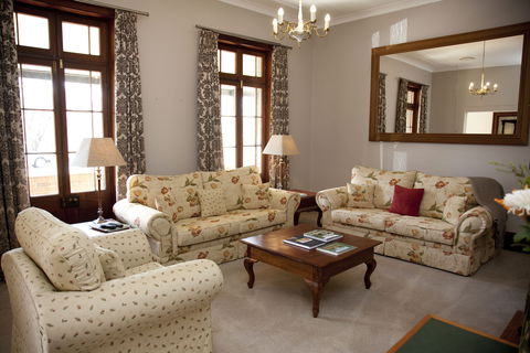 Cawarra On The Park - Broome Tourism 2