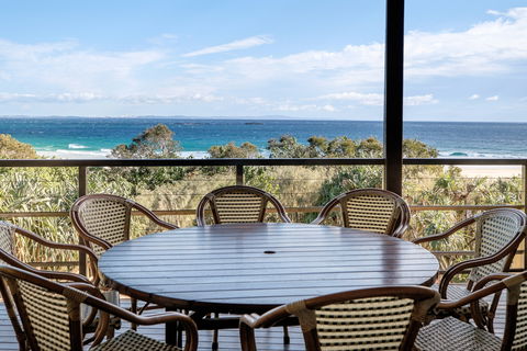 Claytons On Cylinder Beach Front Apartments - Broome Tourism 2