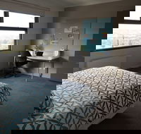 Deakin Waurn Ponds Units - Broome Tourism
