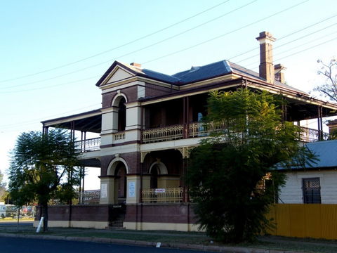 Gidgee Guesthouse - Broome Tourism 0