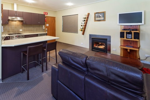 Kickenback Studio - Broome Tourism 1