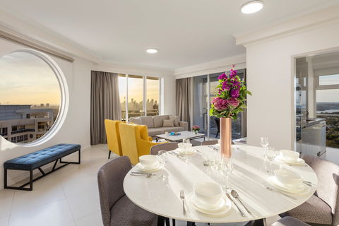 Meriton Suites Bondi Junction - Broome Tourism 0