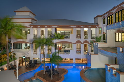 Regal Port Douglas - Broome Tourism 0
