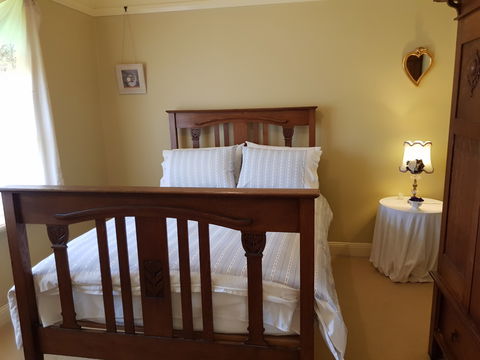 Stone Cottage Mittagong - Broome Tourism 1