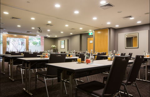 The Sebel Quay West Suites Sydney - Broome Tourism 1