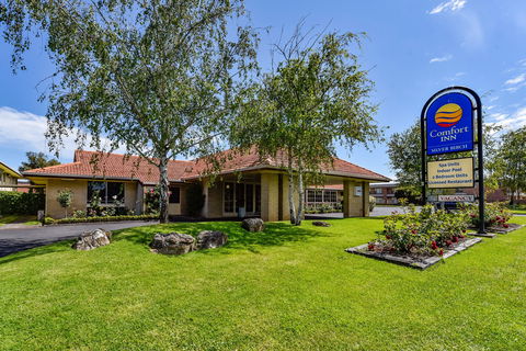 The Henty - Broome Tourism 0