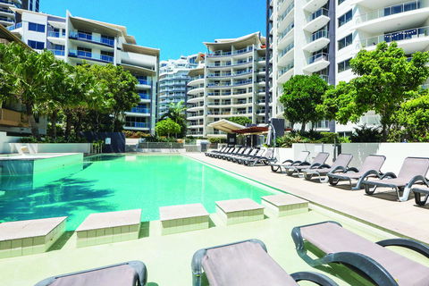 Trilogy Apartments Surfers Paradise - Broome Tourism 0