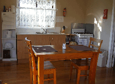 Yasuragi Cabins - Broome Tourism 3