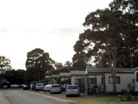 Bairnsdale Holiday Park - Broome Tourism 1