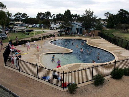 Bairnsdale Holiday Park - Broome Tourism 3