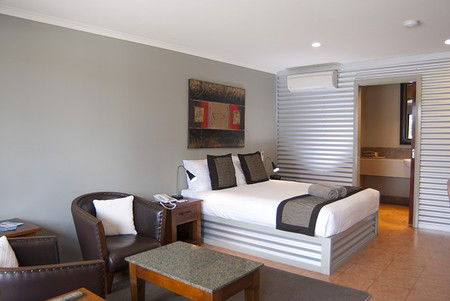 Bairnsdalemotel.com.au - Broome Tourism 6