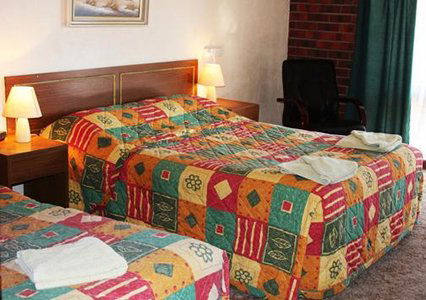 Zero Inn Motel - Broome Tourism 1