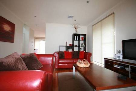 Boutique Stays - Waters Edge - Broome Tourism 0