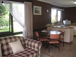 Paradise Court Villas - Broome Tourism 3