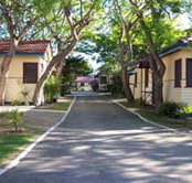 Kickback Cottages - Broome Tourism