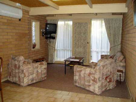 Aaden Holiday Apartments - Broome Tourism 0