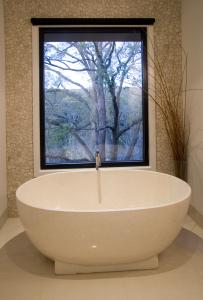 Saltus Luxury Retreat - Broome Tourism 2