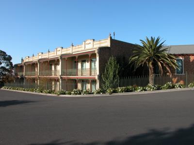 Terrace Motel Cranbourne - Broome Tourism 2