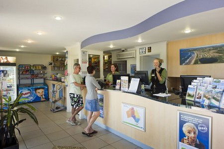 Lake Ainsworth Holiday Park - Broome Tourism 2
