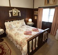 Fernleigh Cottages  Country Barn - Broome Tourism