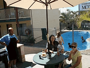 Harbour Lodge Motel - Broome Tourism 1